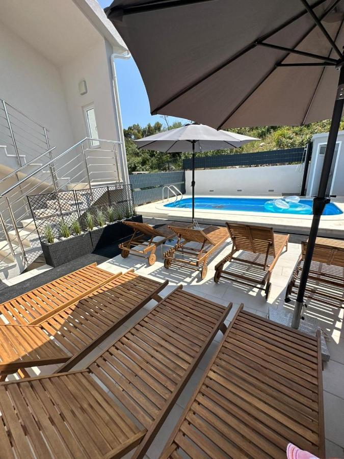 Villa Milena Sweet Apartment-With A Pool تروغير المظهر الخارجي الصورة